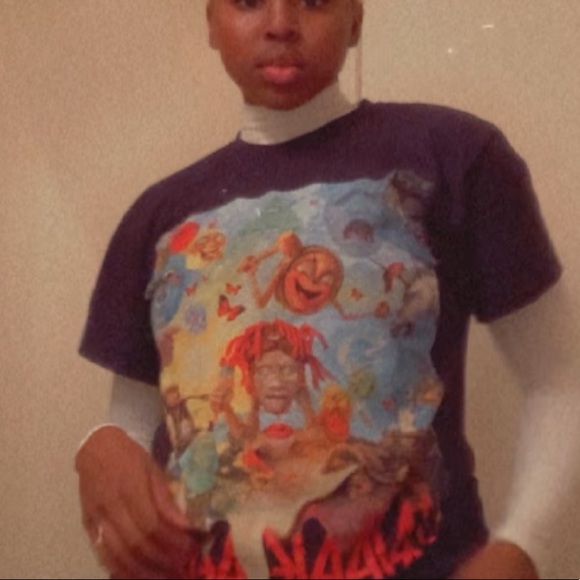 Meet your Posher, Tamira - Picture 1 of 1